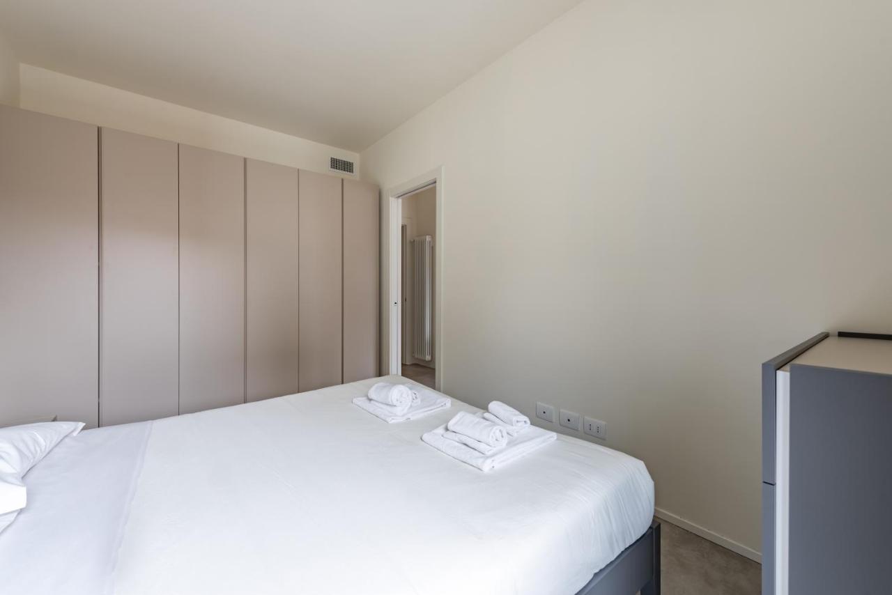 We Home - Santa Sofia House, Duomo Milano Esterno foto